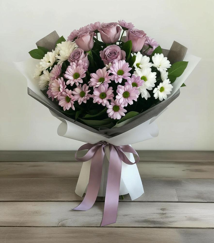 Букет цветов из: Хризантемы и Розы в Кизеле