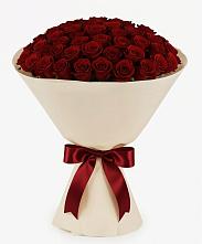 Букет 101 Бордовая роза Блэк Бакарра в Кизеле