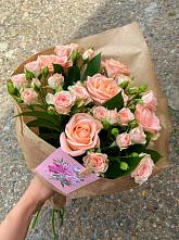 Букет цветов из:  Розы #REPLACE_PRED# Кизеле