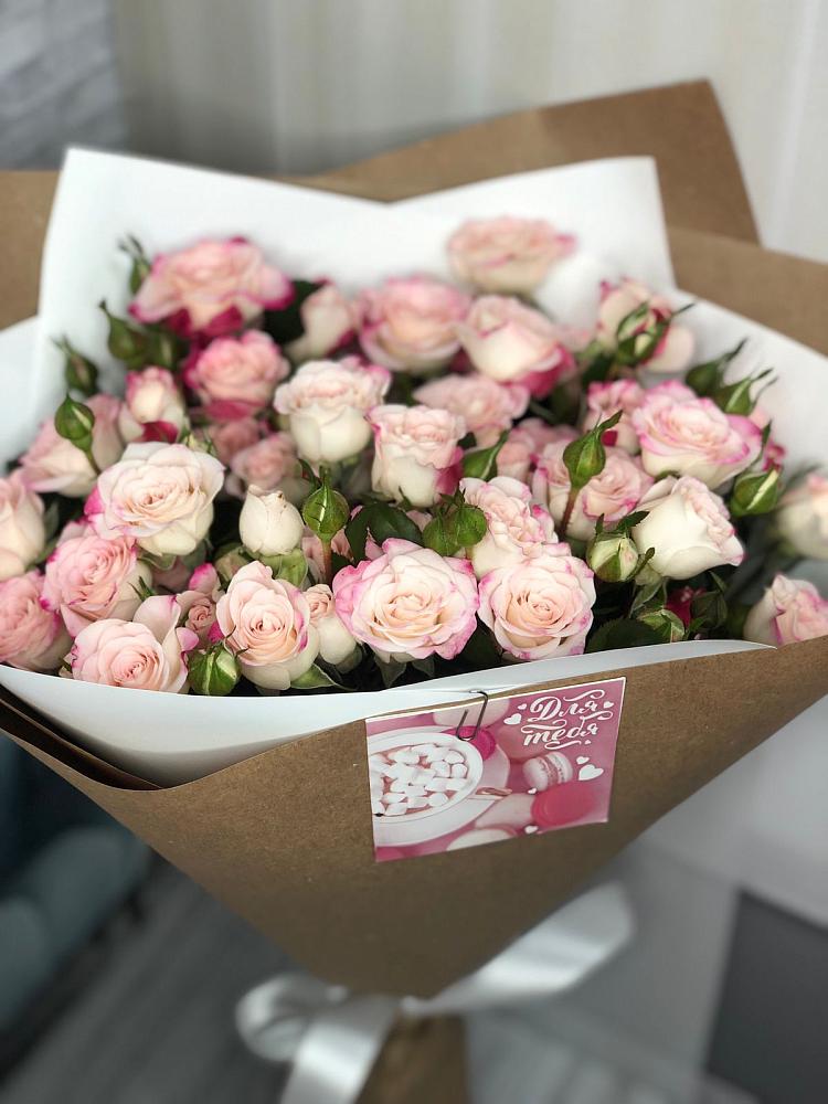 Букет цветов из: Розы в Кизеле