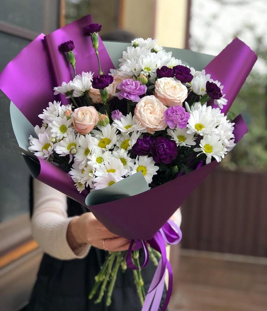 Букет цветов из: Хризантемы, Гвоздики и Розы в Кизеле
