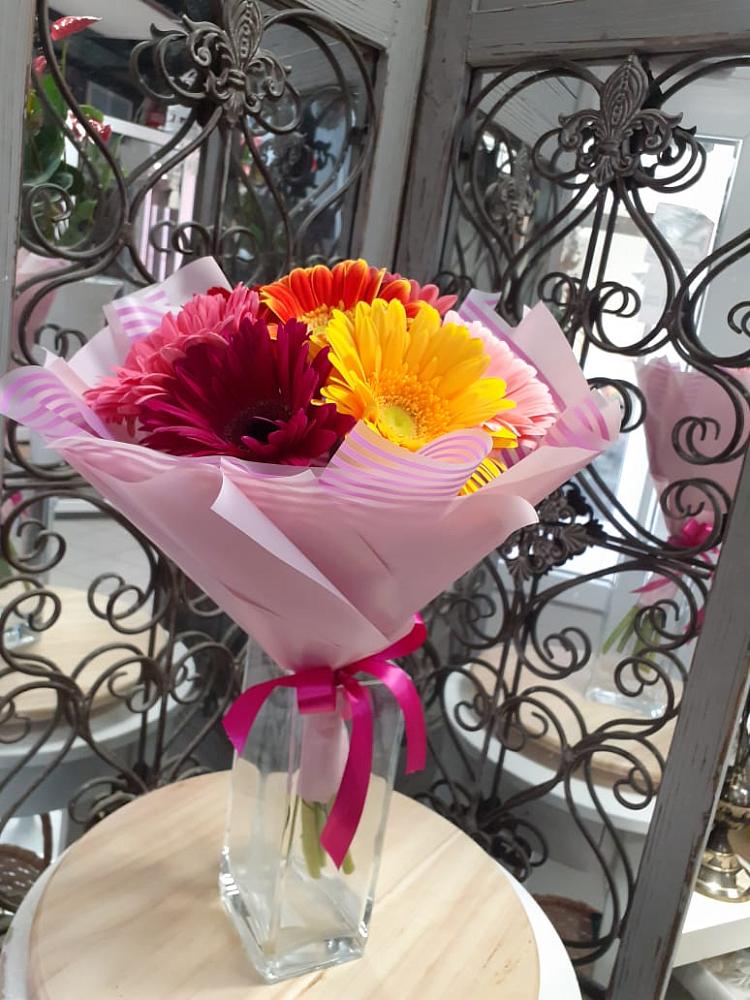 Букет цветов из: Герберы в Кизеле