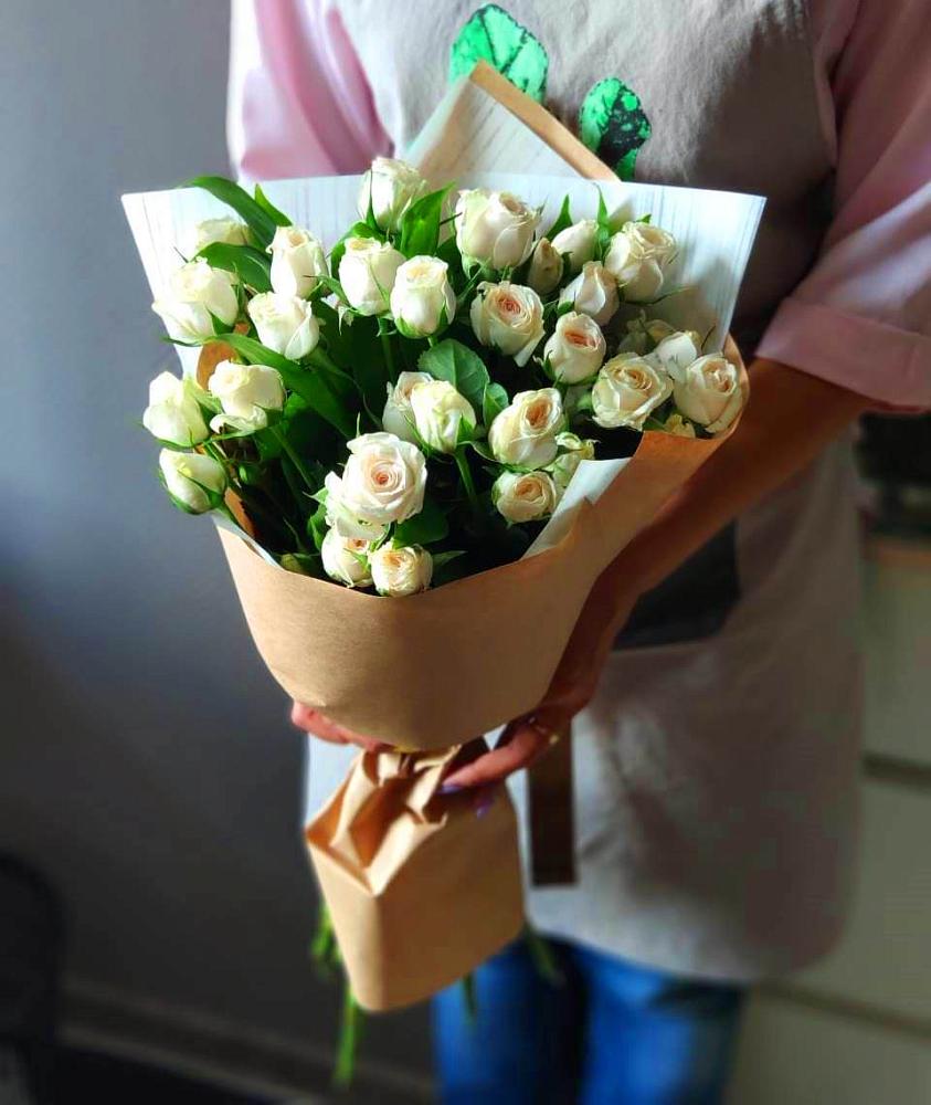 Букет цветов из: Розы в Кизеле