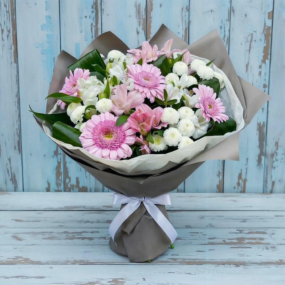 Букет цветов из: Герберы, Альстромерии и Хризантемы в Кизеле